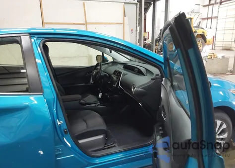 2022 Toyota Prius Prime Le из США, поврежденный, VIN JTDKAMFP6N3208603